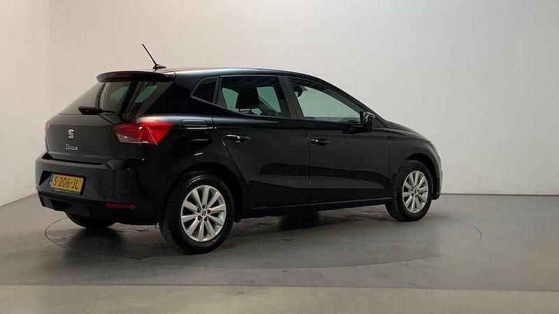Occasion Seat Ibiza Business 2023 Zwart Hatchback