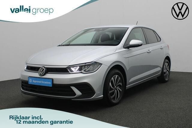 Grijs Gebruikt 2024 VW Polo Edition Hatchback | € 26.950 (Eerlijke prijs) - Afbeelding 1/4