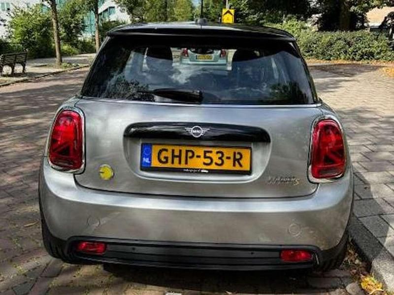 Grijs Gebruikt 2023 Mini Cooper SE Hatchback | € 23.000 (Super prijs) - Afbeelding 1/4