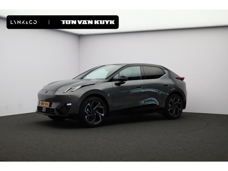 Grijs Gebruikt 2025 Lynk & Co 02 SUV | € 36.900 - Afbeelding 1/4