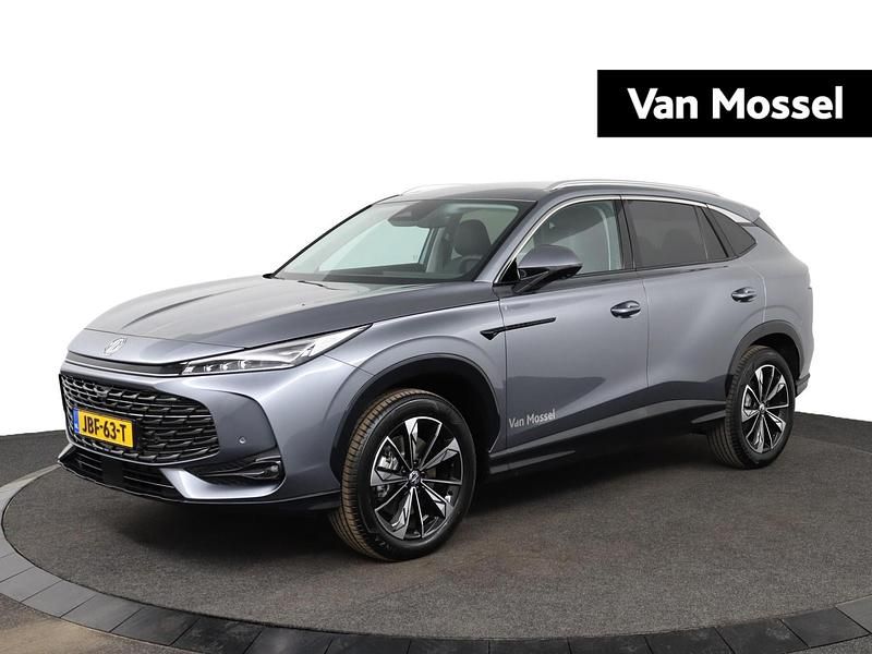 Grijs Gebruikt 2025 MG HS Luxury SUV | € 37.574 - Afbeelding 1/4
