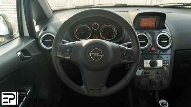 Occasion Opel Corsa 87 PK (63 kW) 2012 Wit Hatchback