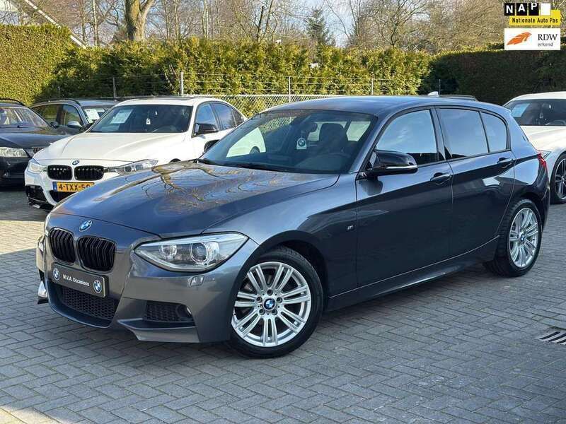 Grijs Gebruikt 2014 BMW 116 Executive Hatchback | € 12.950 (Duur) - Afbeelding 1/4