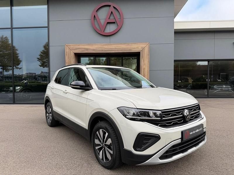 Grijs Occasion 2024 VW T-Cross SUV | € 32.945 (Iets duurder) - Afbeelding 1/4