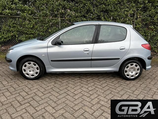 Occasion Peugeot 206 75 PK (55 kW) 2005 Grijs Hatchback