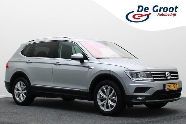 Grijs Gebruikt 2019 VW Tiguan Allspace Comfortline SUV | € 26.950 (Goede deal) - Afbeelding 1/4