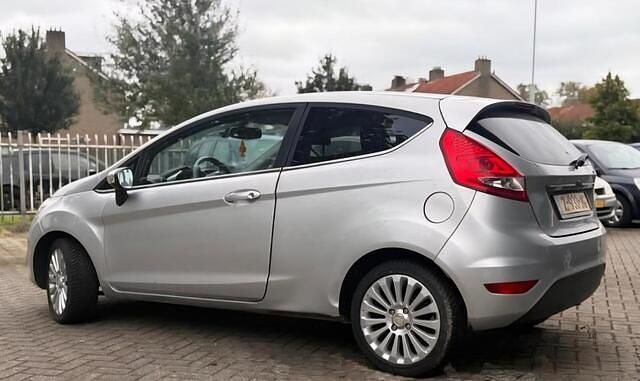 Occasion Ford Fiesta 97 PK (71 kW) 2009 Grijs Hatchback