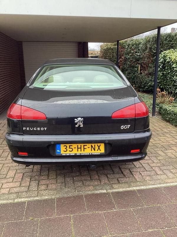 Occasion 2001 Peugeot 607 Sedan | € 2.500 (Eerlijke prijs) - Afbeelding 1/4
