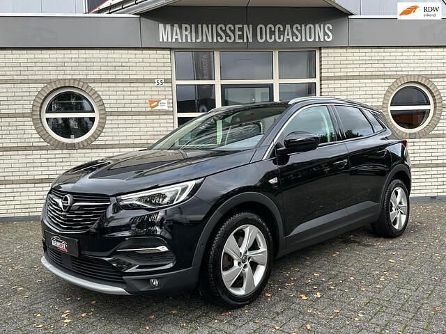 Zwart Gebruikt 2018 Opel Grandland X Ultimate SUV | € 12.450 (Eerlijke prijs) - Afbeelding 1/4