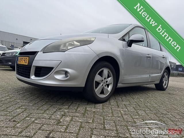 Grijs Gebruikt 2011 Renault Scénic III MPV | € 1.990 (Goede deal) - Afbeelding 1/4