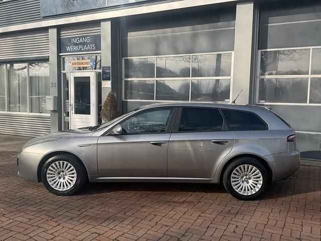 Occasion Alfa Romeo 159 Business 142 PK (104 kW) 2008 Grijs Stationwagen
