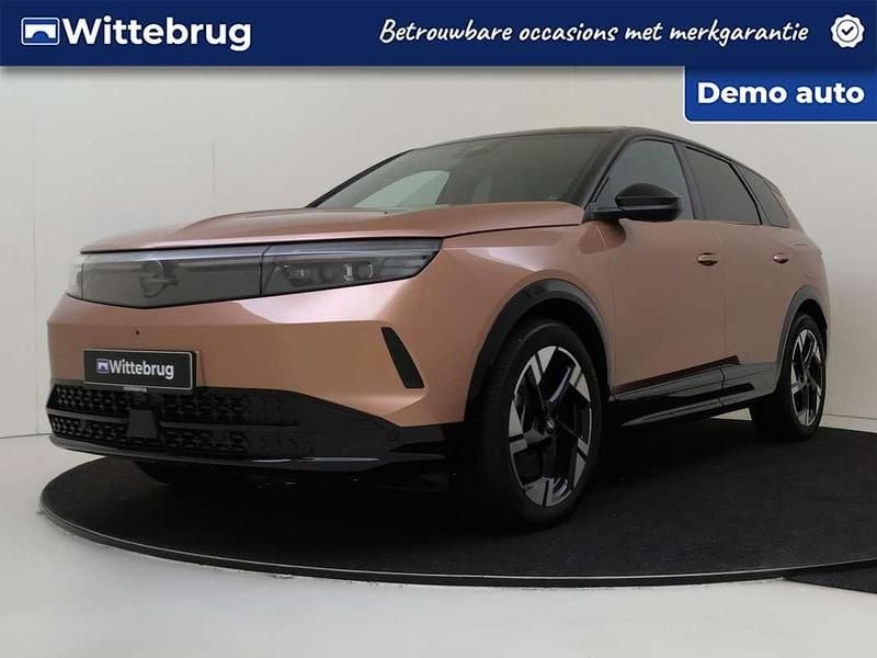 Bruin Occasion 2025 Opel Grandland Electric SUV | € 37.925 (Eerlijke prijs) - Afbeelding 1/3