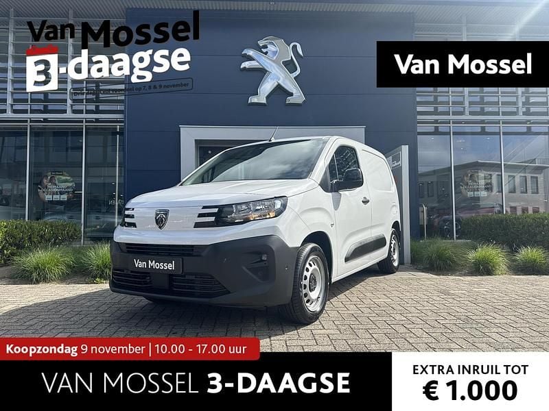 Wit Gebruikt 2024 Peugeot Partner S Van | € 37.780 - Afbeelding 1/4