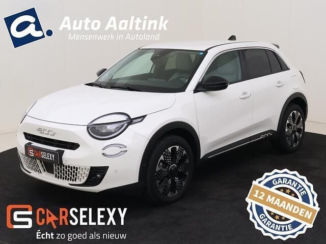 Wit Occasion 2025 Fiat 600 La Prima SUV | € 26.880 (Goede deal) - Afbeelding 1/4