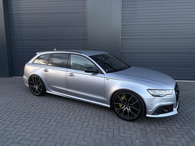 Grijs Gebruikt 2017 Audi RS6 Performance Stationwagen | € 58.495 (Eerlijke prijs) - Afbeelding 1/4