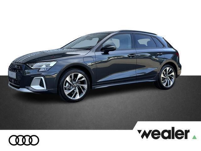 Grijs Nieuw 2025 Audi A3 Sportback Advanced Hatchback | € 52.922 - Afbeelding 1/4