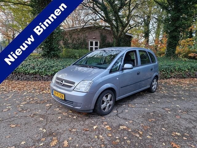 Grijs Gebruikt 2004 Opel Meriva MPV | € 1.100 (Super prijs) - Afbeelding 1/4