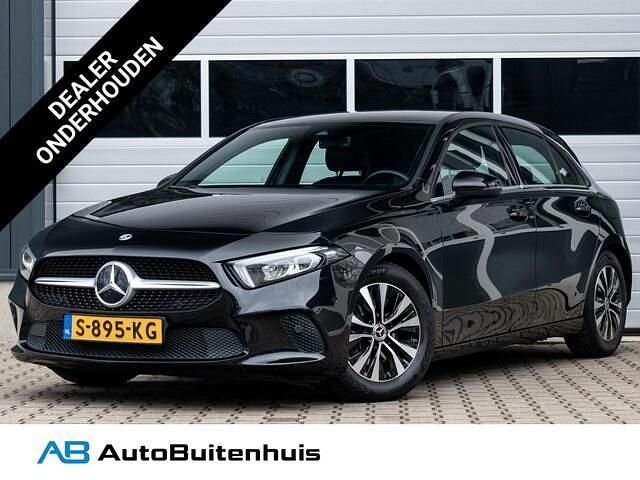 Occasion Mercedes A180 Business 136 PK (100 kW) 2023 Zwart Hatchback
