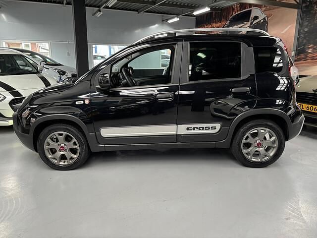 Occasion Fiat Panda Cross Cross 70 PK (51 kW) 2022 Zwart Hatchback