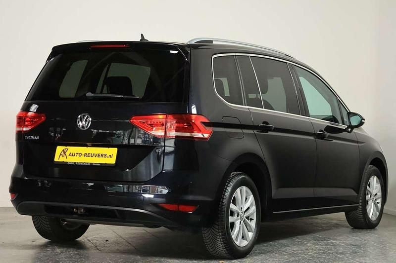 Occasion VW Touran Highline 150 PK (110 kW) 2019 Zwart MPV