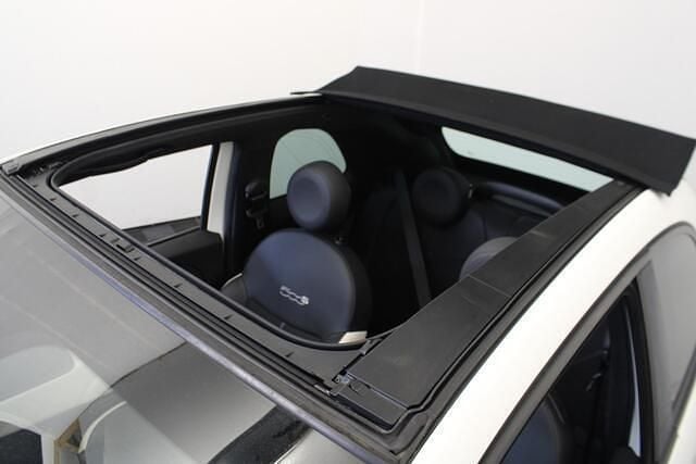 Wit Gebruikt 2017 Fiat 500C Lounge Cabriolet | € 9.450 (Goede deal) - Afbeelding 1/4