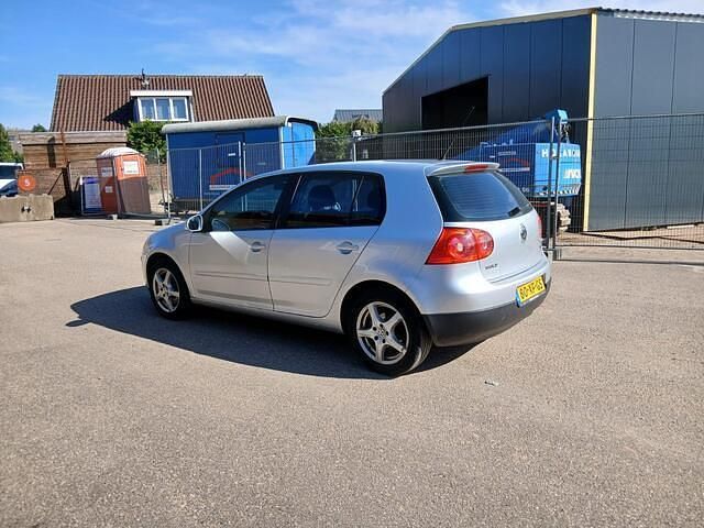 Occasion VW Golf V 102 PK (75 kW) 2007 Grijs Hatchback
