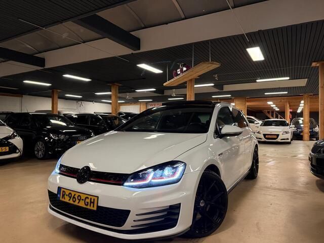 Wit Gebruikt 2014 VW Golf VII GTI Hatchback | € 18.750 (Duur) - Afbeelding 1/4