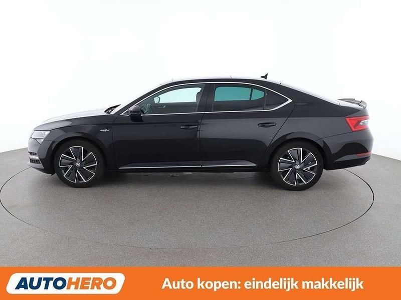 Occasion Skoda Superb LAURIN & KLEMENT 218 PK (160 kW) 2023 Zwart Hatchback
