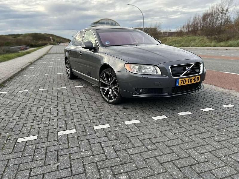 Grijs Gebruikt 2006 Volvo S80 Sedan | € 7.500 (Goede deal) - Afbeelding 1/4