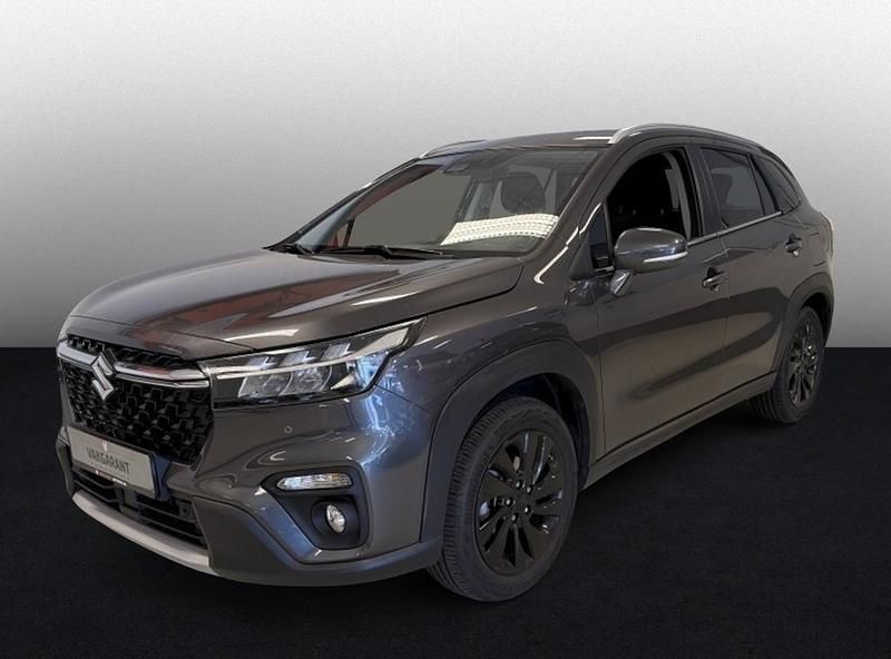 Grijs Gebruikt 2024 Suzuki SX4 S-Cross SUV | € 26.450 (Eerlijke prijs) - Afbeelding 1/4