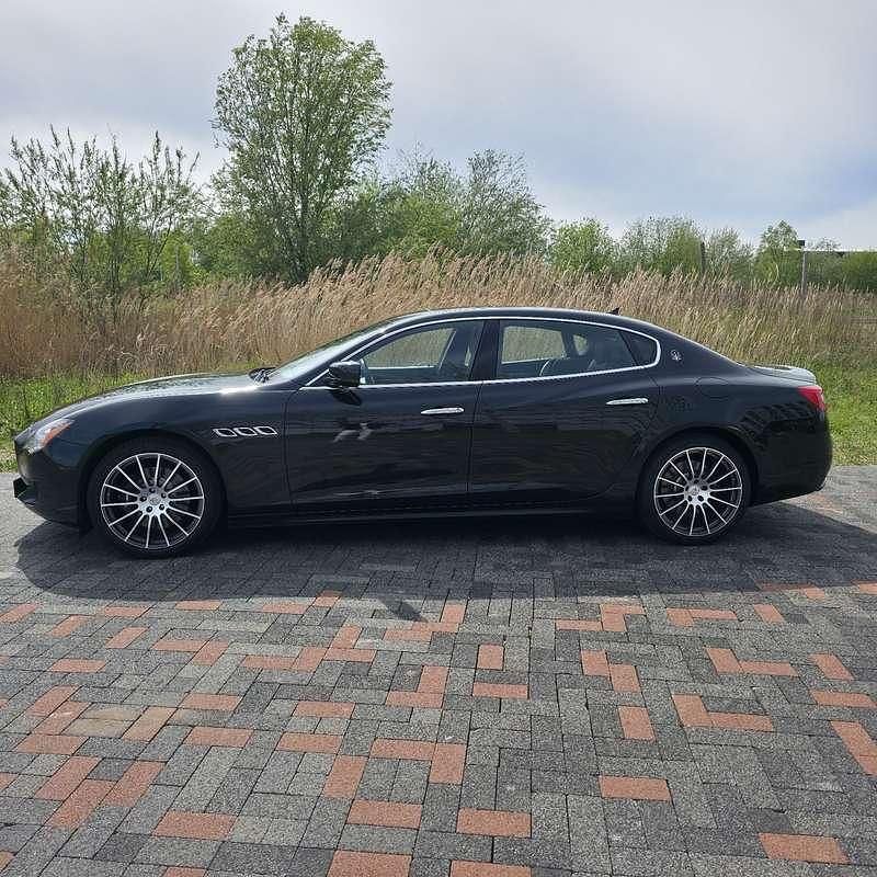 Zwart Gebruikt 2014 Maserati Quattroporte Sedan | € 29.900 - Afbeelding 1/4