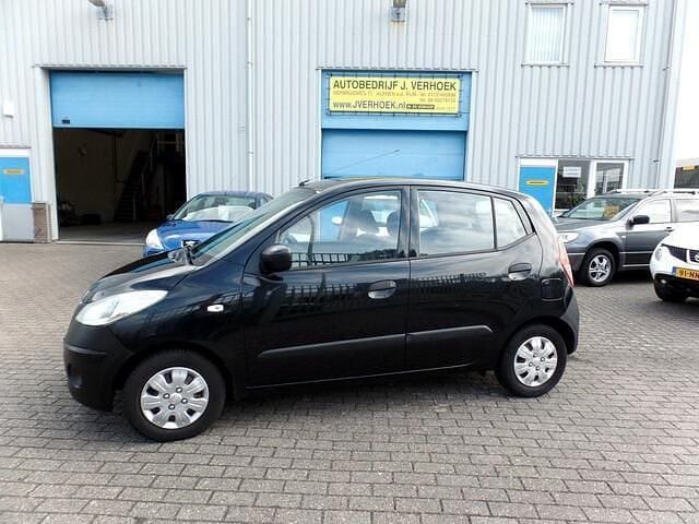 Zwart Gebruikt 2009 Hyundai i10 Pure Hatchback | € 1.445 (Goede deal) - Afbeelding 1/4