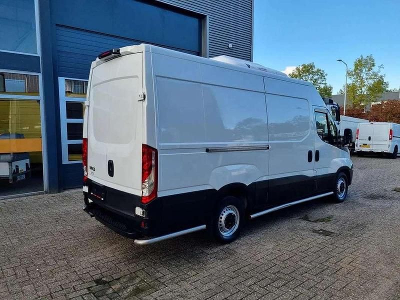Occasion Iveco Daily 136 PK (100 kW) 2016 Wit Van