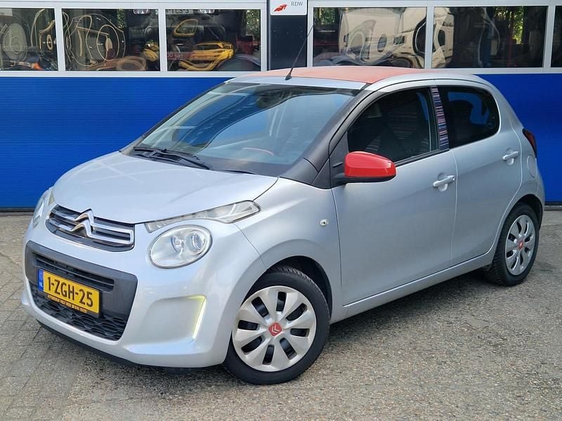 Grijs Gebruikt 2015 Citroën C1 Feel Hatchback | € 6.750 (Eerlijke prijs) - Afbeelding 1/4