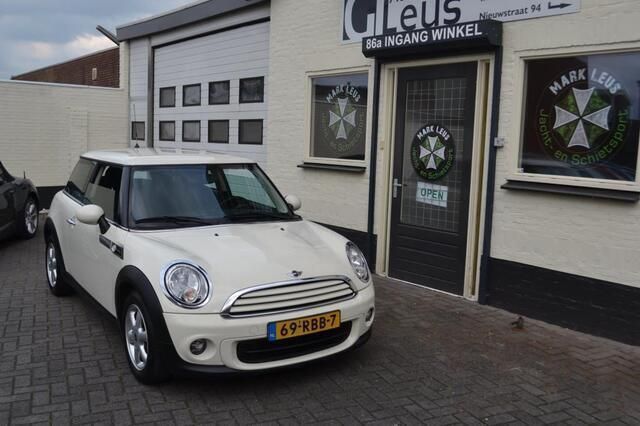 Occasion Mini ONE Business 75 PK (55 kW) 2011 Beige Hatchback