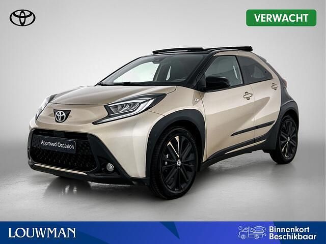 Beige Occasion 2023 Toyota Aygo X Limited SUV | € 23.700 (Duur) - Afbeelding 1/4