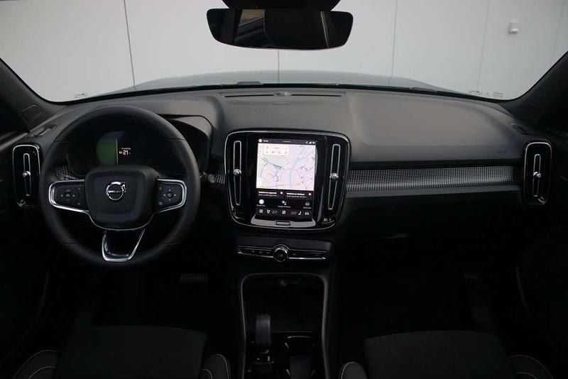 Nieuw Volvo EX40 Ultra 185 kW (252 PK) 2025 Blauw SUV