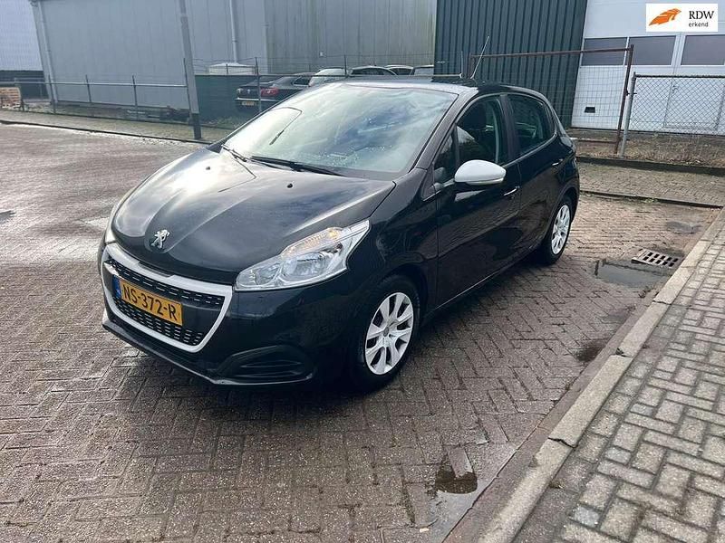 Occasion Peugeot 208 Access 68 PK (50 kW) 2015 Zwart Hatchback