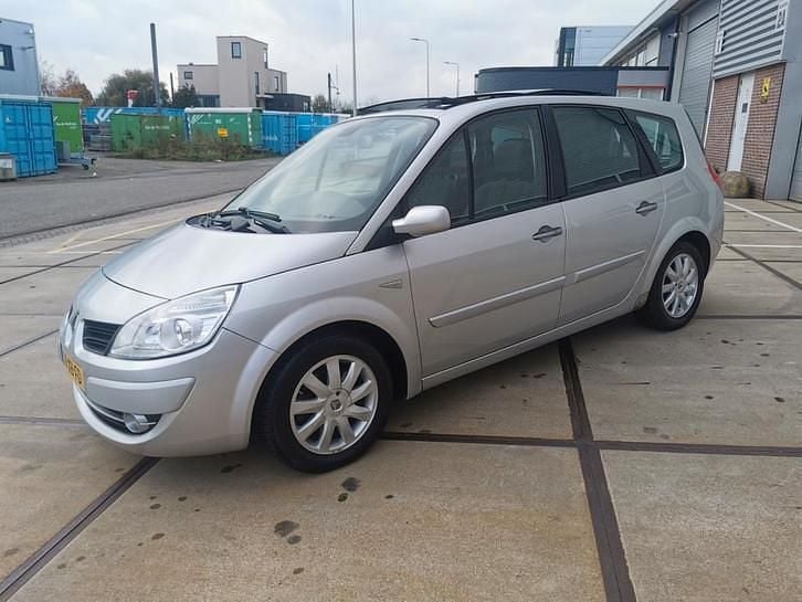 Gebruikt 2007 Renault Grand Scénic II MPV | € 2.299 (Eerlijke prijs) - Afbeelding 1/4