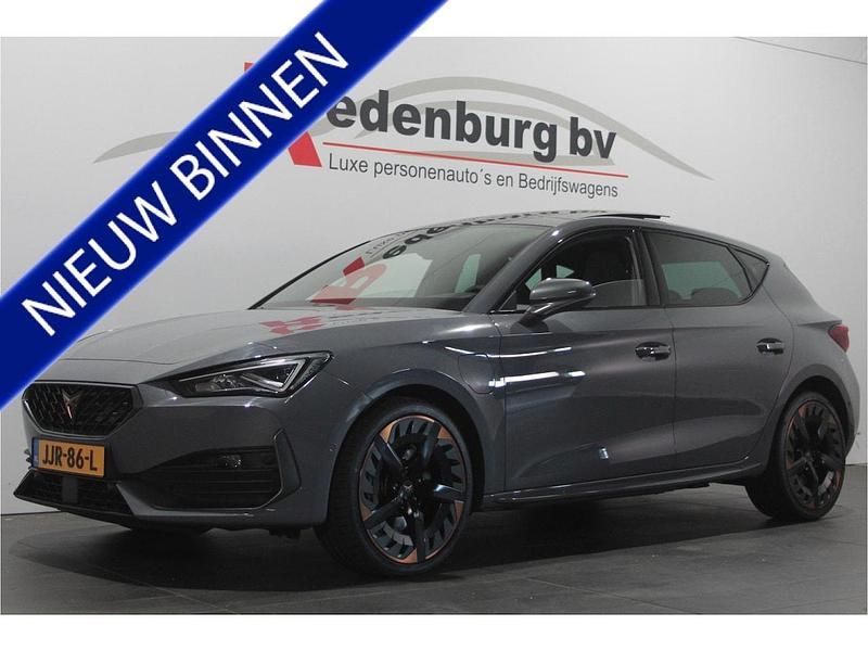 Grijs Gebruikt 2021 Cupra Leon VZ Hatchback | € 25.945 (Eerlijke prijs) - Afbeelding 1/4