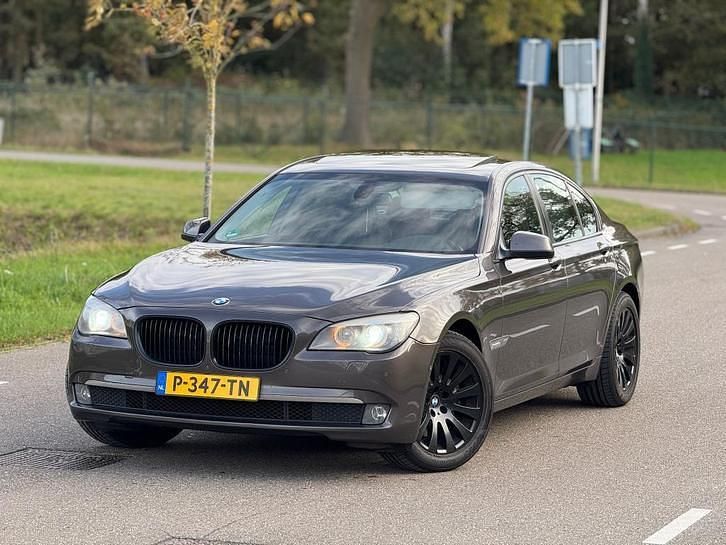 Gebruikt 2011 BMW 740 Sedan | € 6.750 - Afbeelding 1/4