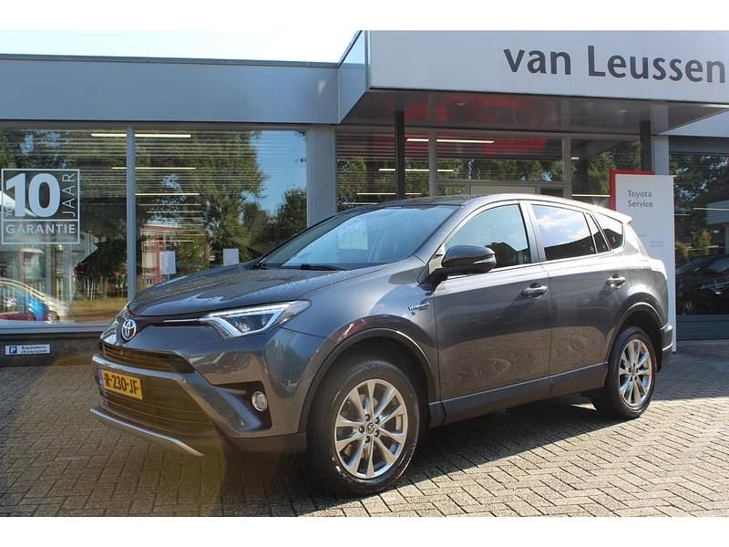 Grijs Gebruikt 2018 Toyota RAV4 Style SUV | € 24.700 (Super prijs) - Afbeelding 1/4
