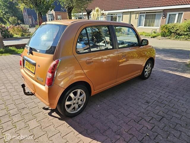 Occasion Daihatsu Trevis 58 PK (42 kW) 2007 Rood Hatchback