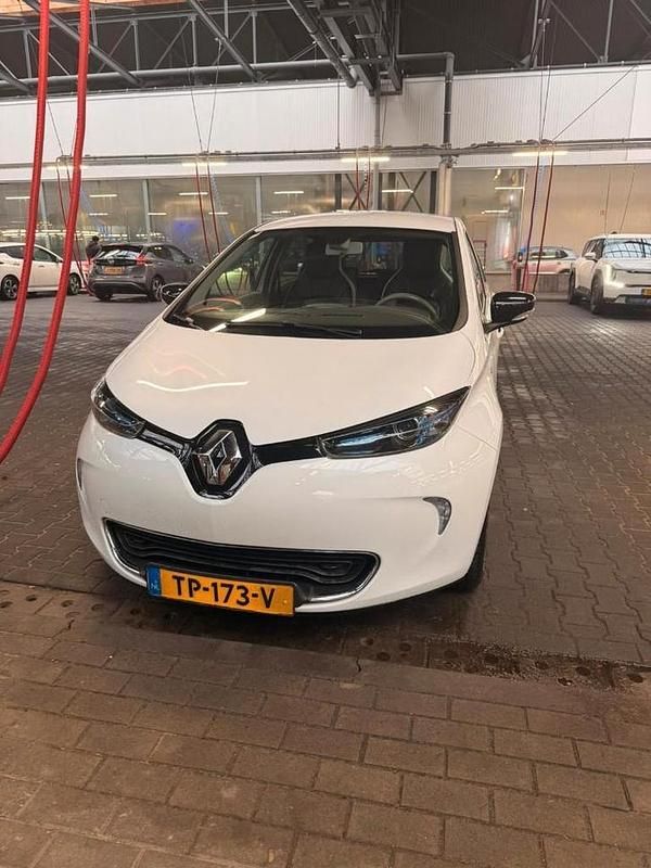 Gebruikt 2018 Renault Zoe Bose Edition Hatchback | € 6.495 (Goede deal) - Afbeelding 1/4