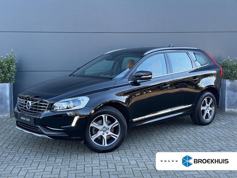 Zwart Occasion 2016 Volvo XC60 Summum SUV | € 29.900 (Duur) - Afbeelding 1/4