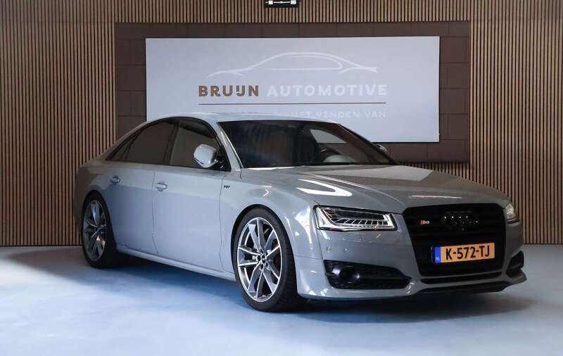 Grijs Gebruikt 2017 Audi S8 Sedan | € 51.995 - Afbeelding 1/4