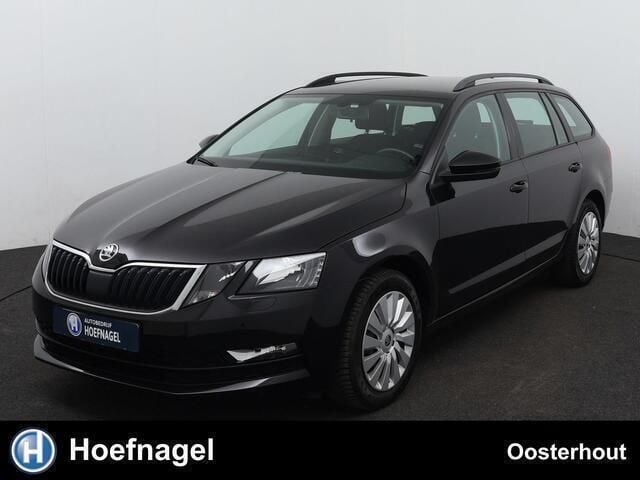 Zwart Gebruikt 2020 Skoda Octavia Business Line Stationwagen | € 17.950 (Super prijs) - Afbeelding 1/4