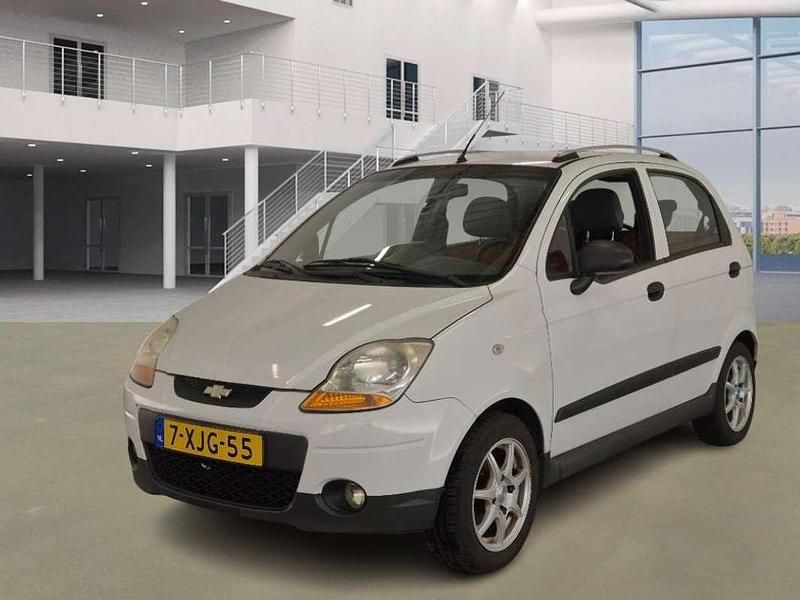 Wit Gebruikt 2009 Chevrolet Matiz Hatchback | € 1.495 (Eerlijke prijs) - Afbeelding 1/4