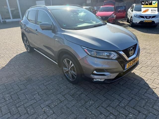 Grijs Gebruikt 2018 Nissan Qashqai Tekna+ SUV | € 18.450 (Eerlijke prijs) - Afbeelding 1/4