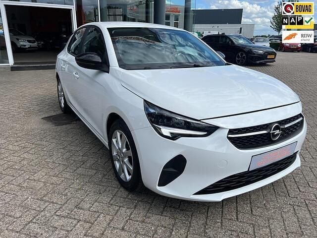 Wit Gebruikt 2022 Opel Corsa Edition Hatchback | € 17.940 (Eerlijke prijs) - Afbeelding 1/4